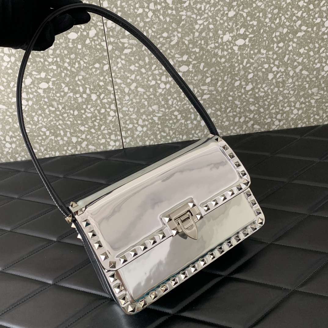 Valentino Garavani Rockstud Big Shoulder Bag in Silver Smooth Leather